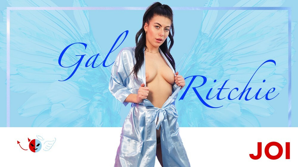 Gal Ritchie Ignites Passion in 8K VR JOI