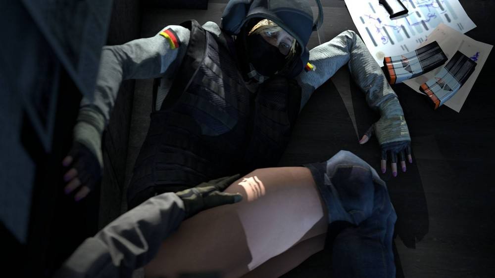 IQ's Sexy VR Parody: Watch Her Back in 4K