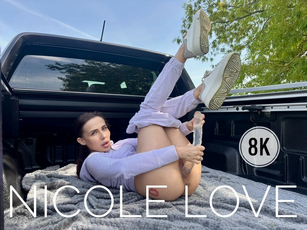 Masturbation With A Big Dildo On A Pickup