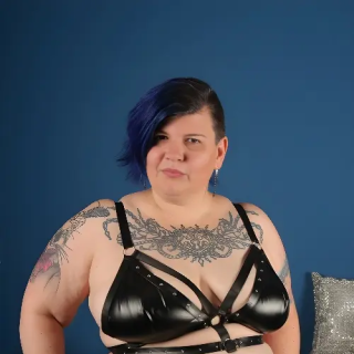 Quinn Carter - Pornstar Profile on xVrPorn.Net