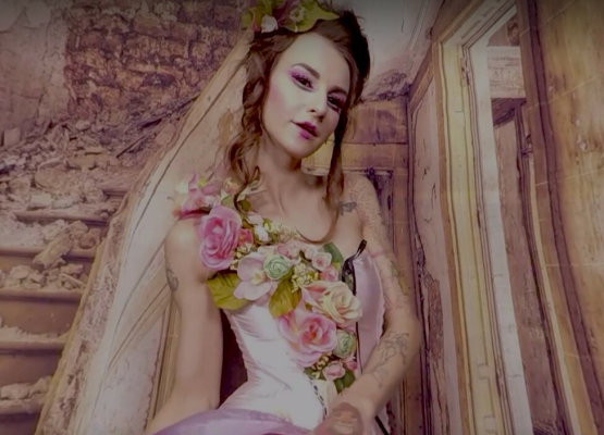 Adele Unicorn Solo VR Fantasy in 4K - Image 1