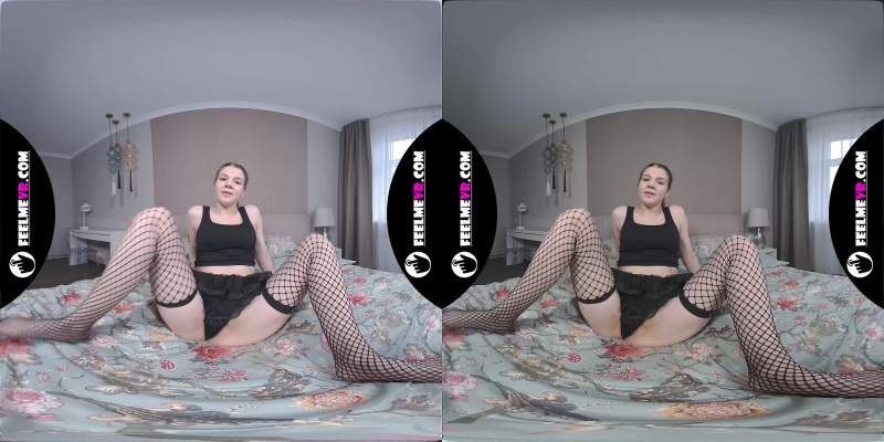 VR180 Ksenija Naked With Open Legs On The Bed - Image 2