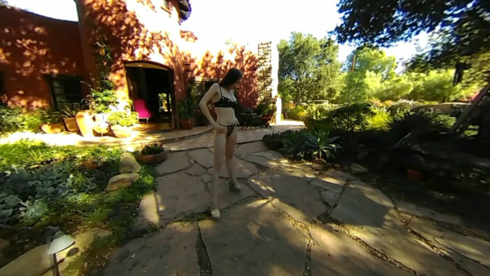 Emily Bloom POV Nude Shoot - Sensual 4K Experience - Image 1