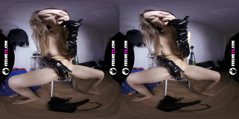 Rebeka Ruby VR Masturbation in Latex Gloves - Image 10
