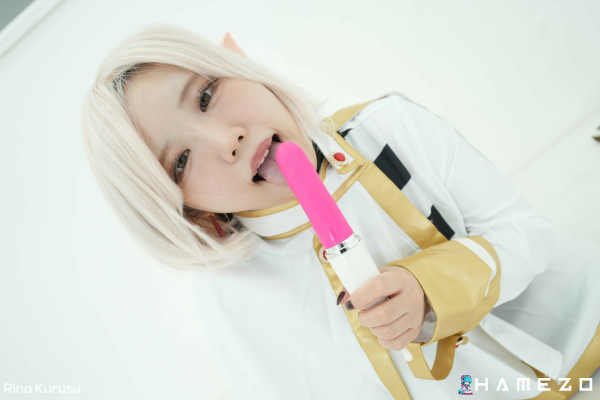 Rina Kurusu Looks So Hot Masturbating With Stockings On - Image 2