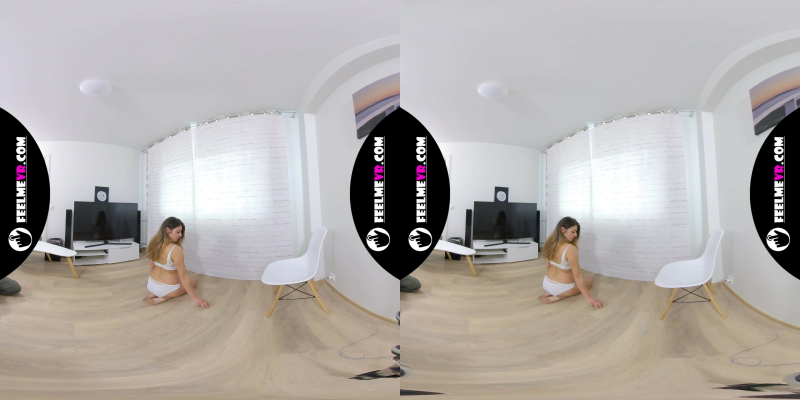 Abril Amateur Nude Casting in Stunning VR - Image 1