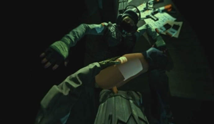 IQ's Sexy VR Parody: Watch Her Back in 4K - Image 1