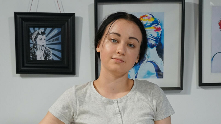 Sheril's Hot Solo Dildo Play in Stunning 4K - Image 1