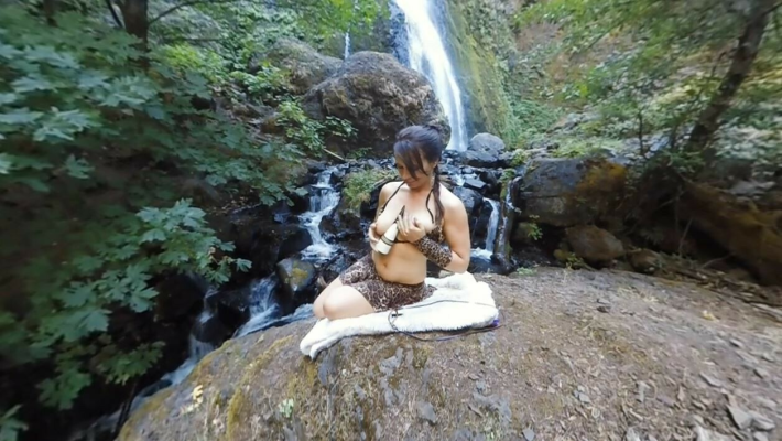 Tasty Luscious Teases Clit in Sultry Solo - Image 1