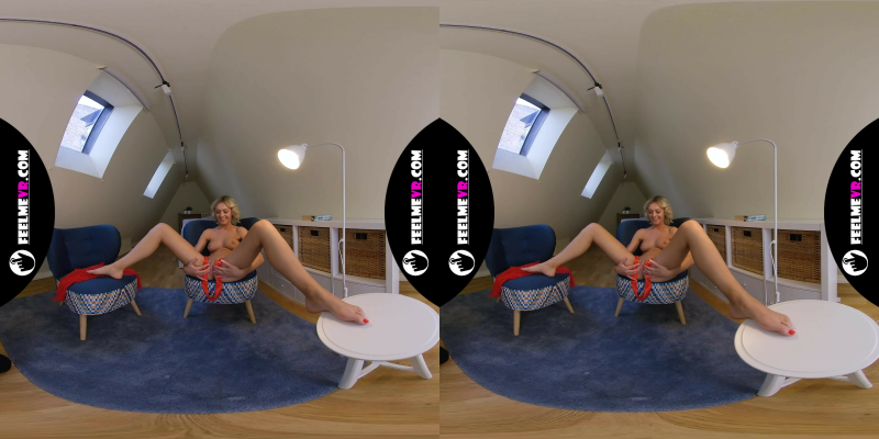 Tiffany Pretty Blonde Shows Open Pussy 180vr - Image 8